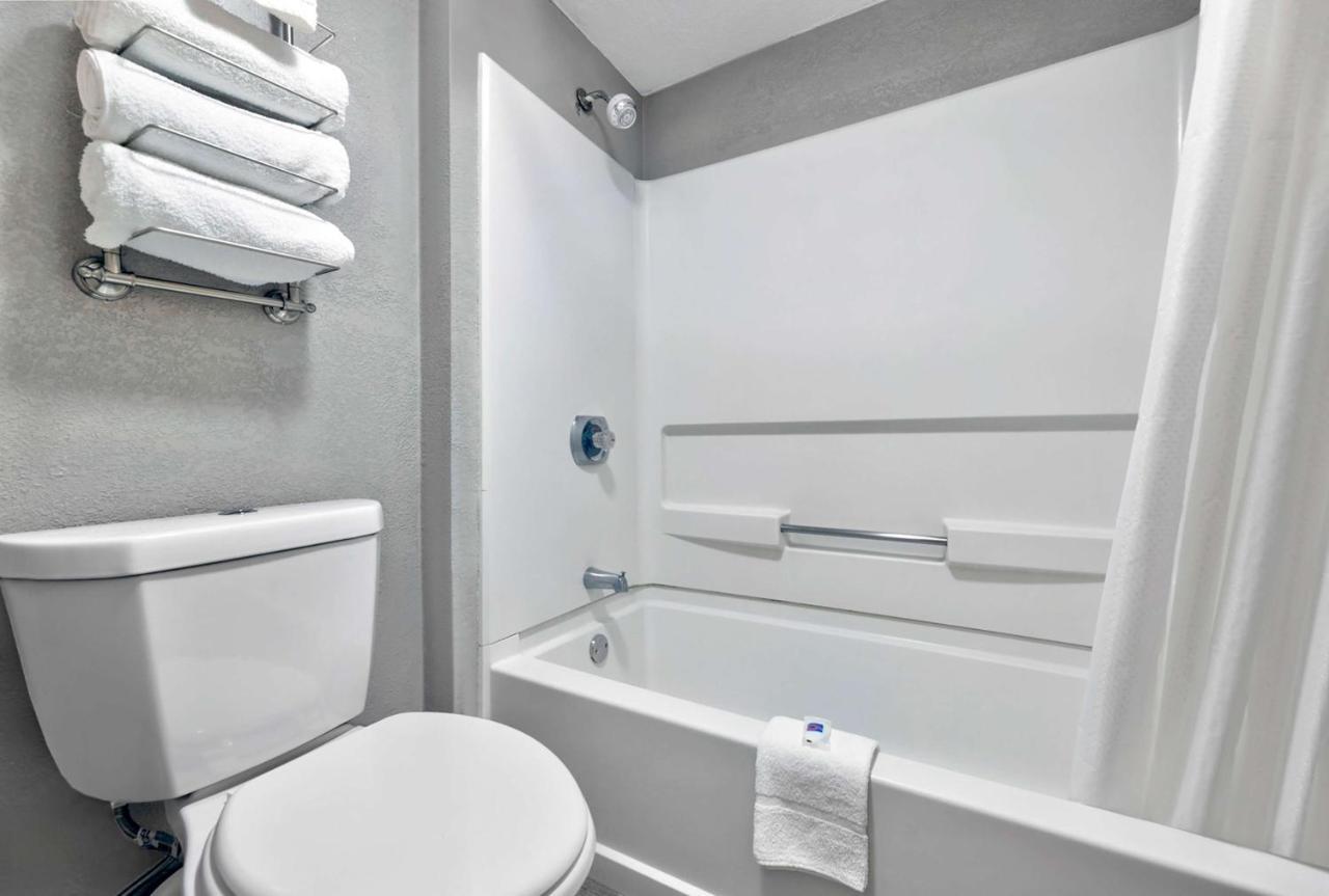 Motel 6-Oak Creek, Wi Ngoại thất bức ảnh